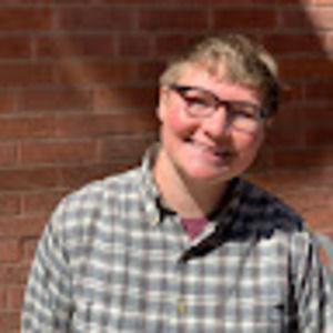 Meet your Posher, Kyra / tuck